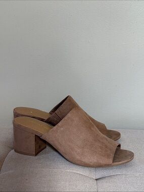 Christian Siriano Tan Suede Open-Toe Block Heel Mules